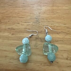 Spring is coming &  you can freshen up your outfits with a new pair of earrings